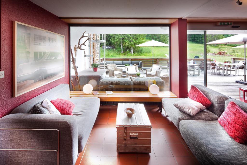 Saanewald Lodge Saanenmoser Bagian luar foto
