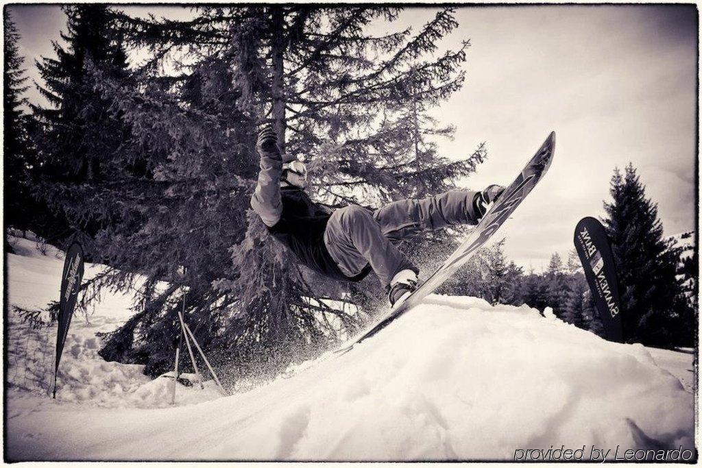 Saanewald Lodge Saanenmoser Bagian luar foto