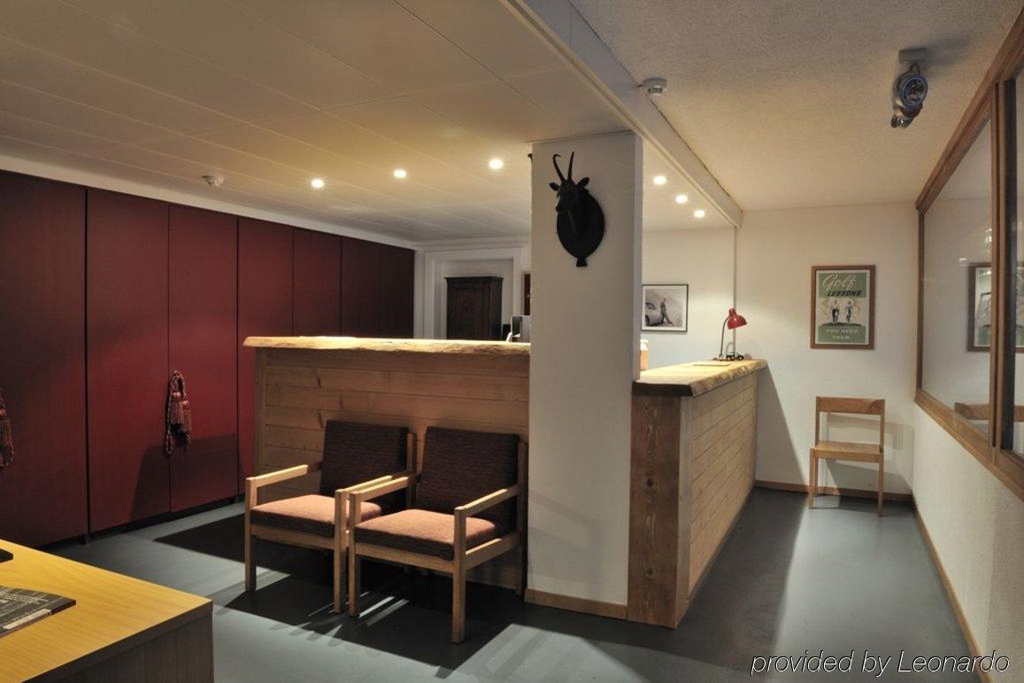 Saanewald Lodge Saanenmoser Bagian luar foto
